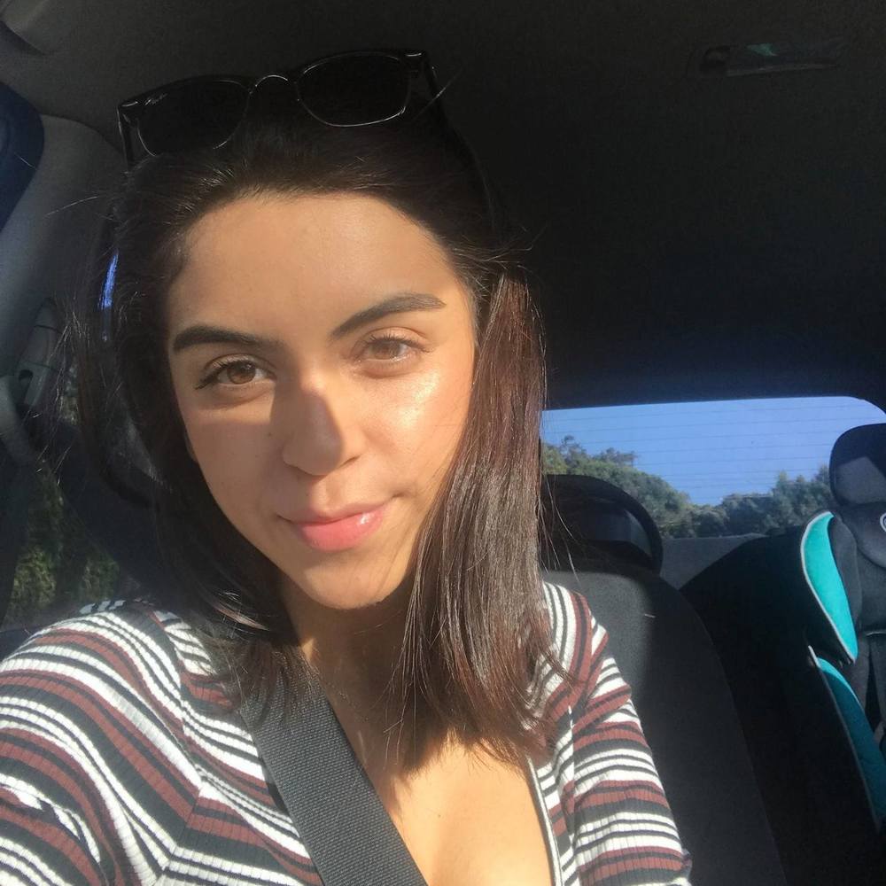 Meet your Posher, Daniela